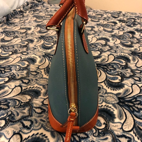 pebble grain teal green satchel &matching wallet. - Picture 4 of 8